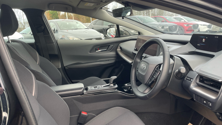 Toyota Prius 2.0 PHEV Design 5dr CVT Hatchback